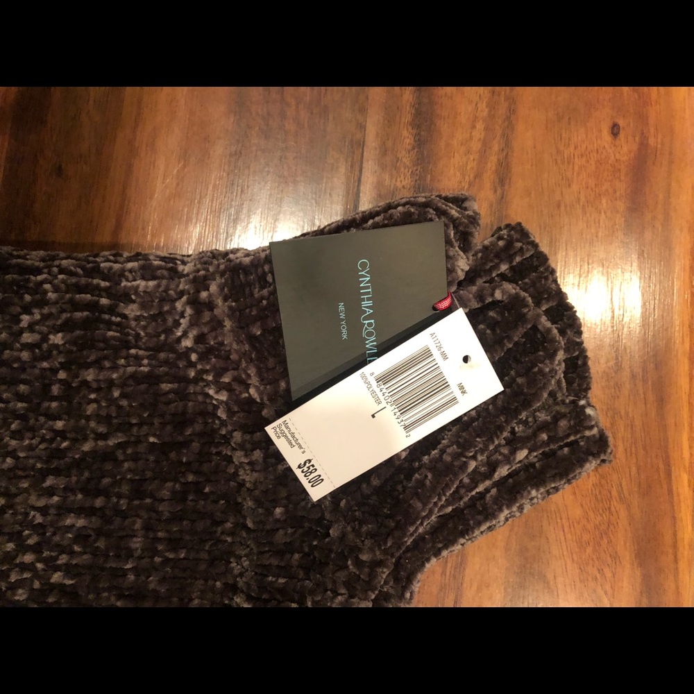 Brand New Cynthia Rowley chunky sweater - Picture 3 of 3